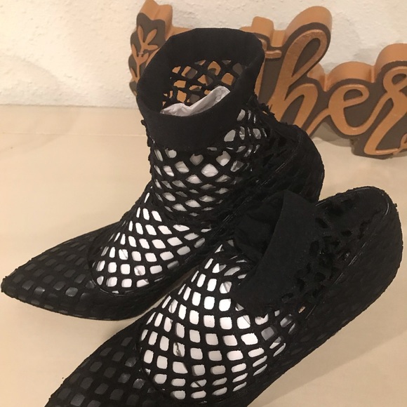 INC Netted pumps - Picture 8 of 8